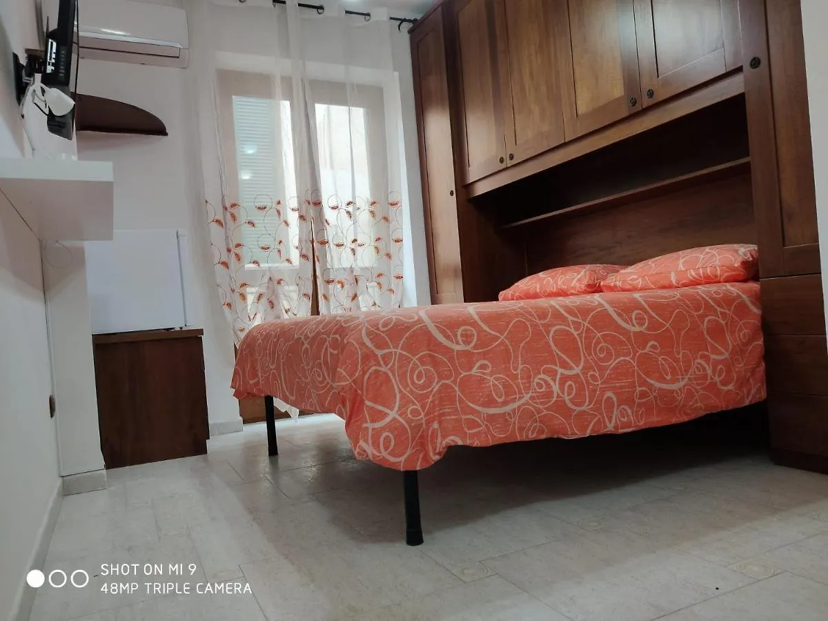 Guest house La Dimora Di Bronzo Hotel Naples