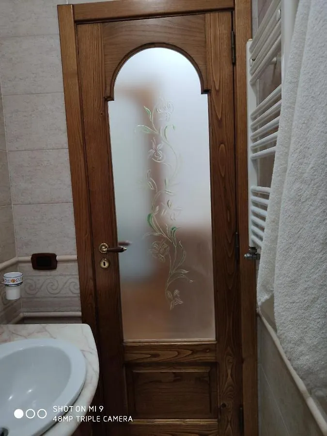Hotel La Dimora Di Bronzo Neapol 0*,  Włochy
