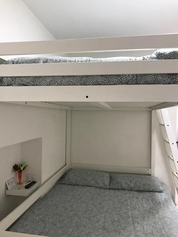Guest house La Dimora Di Bronzo Hotel Naples Italy